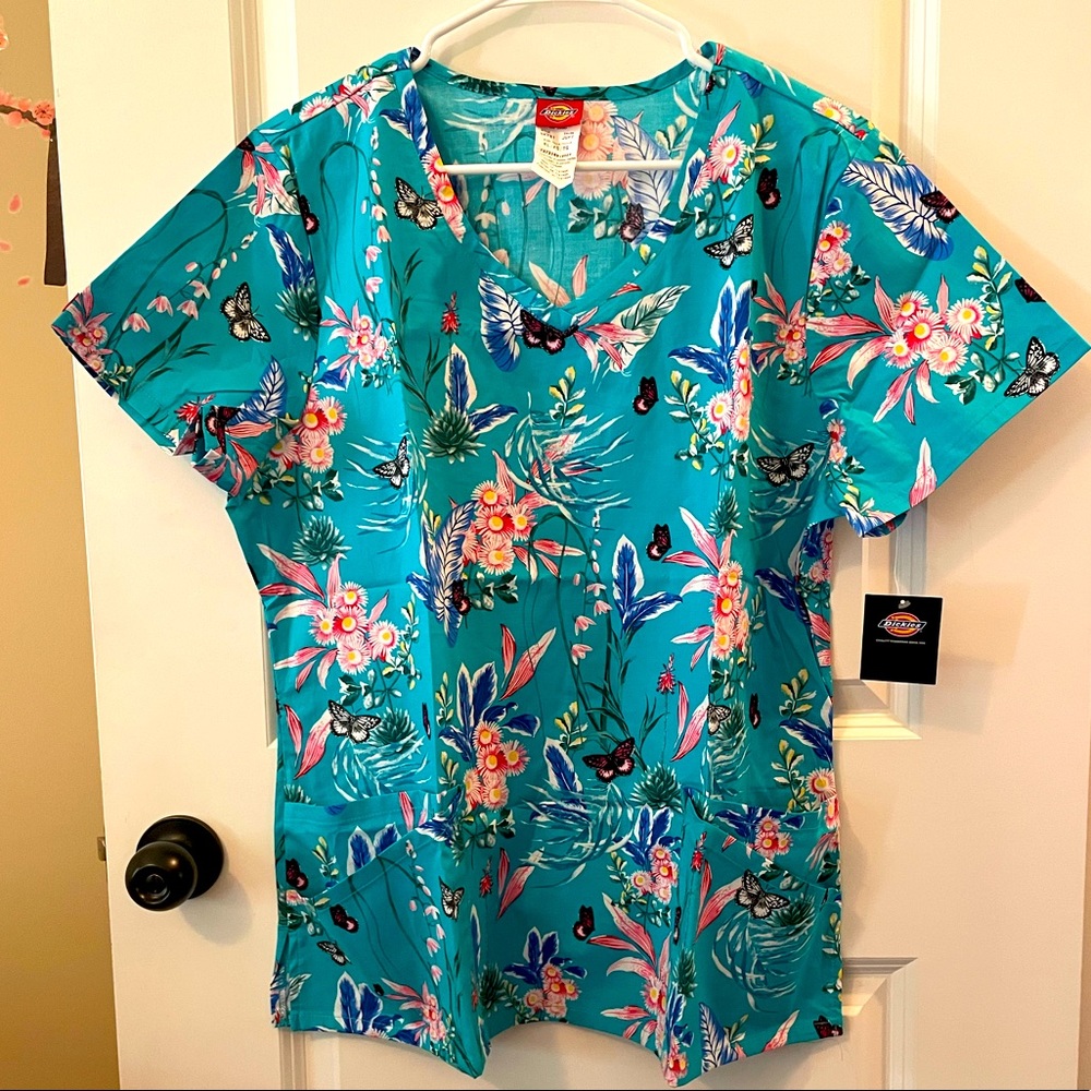 Dickie’s XL Scrub top. Beautiful floral colors.